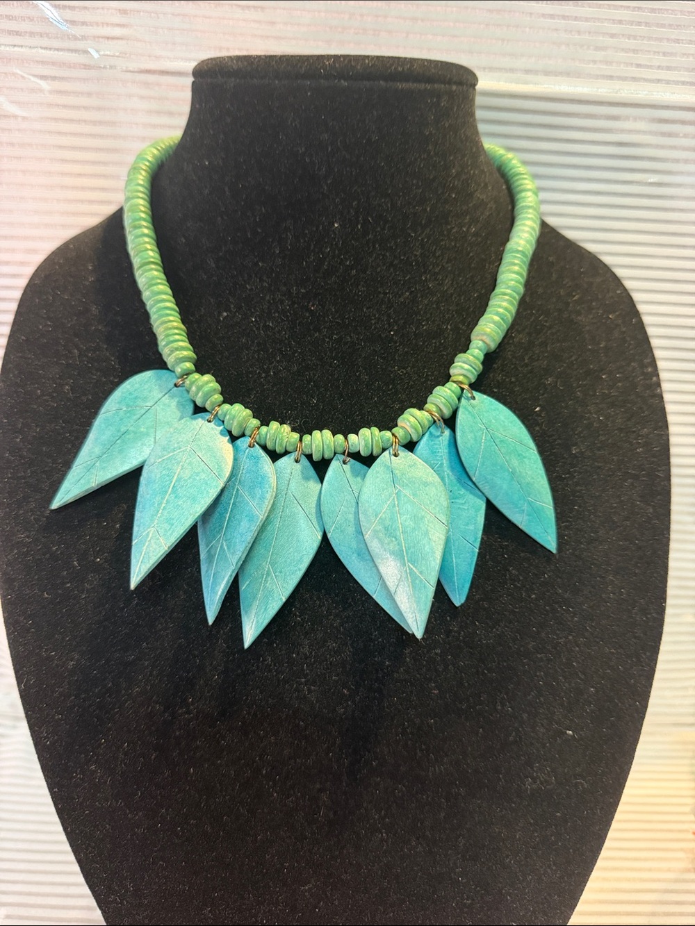 Source Unknown Turquoise and Green Leaf Statement Necklace